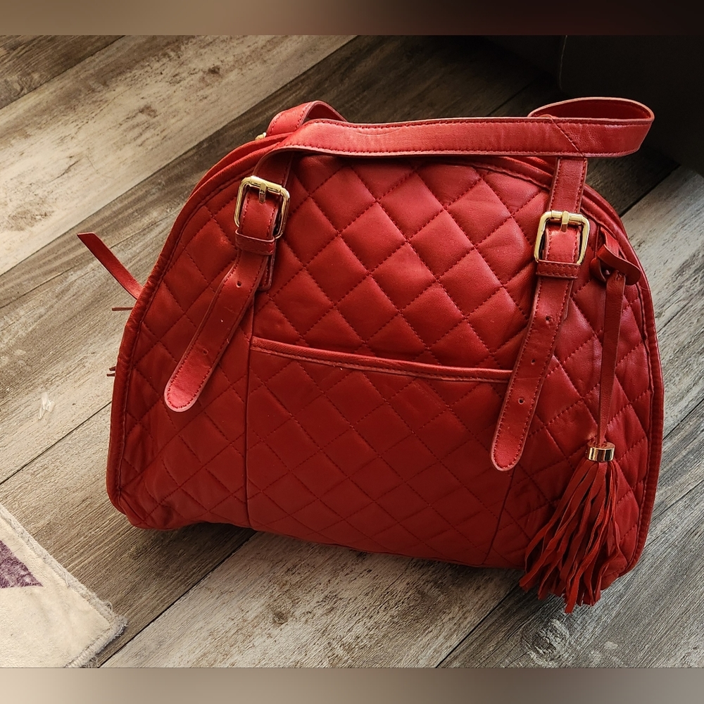 genuine leather isaac mizrahi purse red zulily quilted tote - Picture 5 of 9